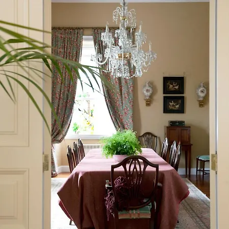 Bed & Breakfast De Franchy 4*